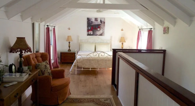 Maison de May Boutique Bed &breakfast, Забронировать Бутик-отель Ньюкастл Новый Южный Уэльс