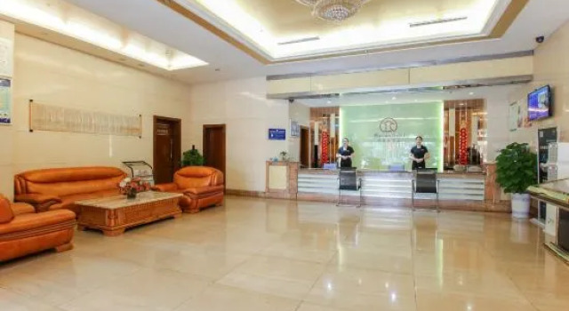 Phoenix Hotel, Book Hotel Hoteller i Lizhou med parkering, Parkering
