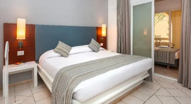 Трёхместный номер Standard с балконом Djerba Aqua Resort