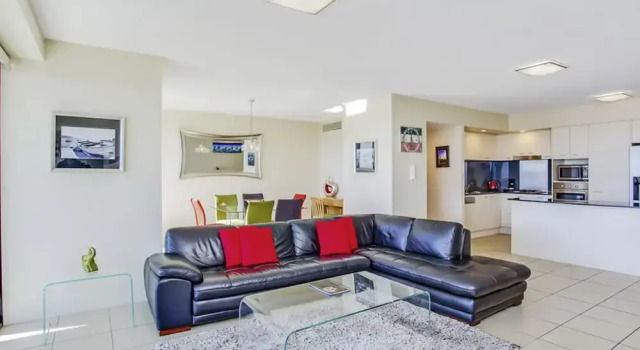 Номер Standard с 2 комнатами с балконом Mantra Broadbeach on the Park