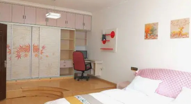 Люкс с 5 комнатами Zhihan Homestay