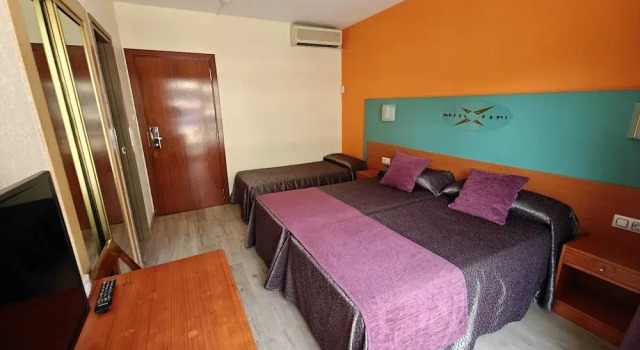 Номер Standard с балконом Hotel Papi