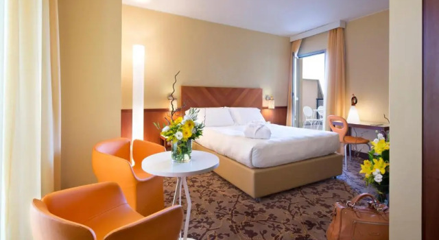 Двухместный номер Executive UNA Hotels Mediterraneo Milano