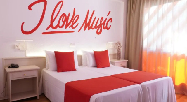 Двухместный номер Deluxe Lloret Vibe Affiliated by FERGUS