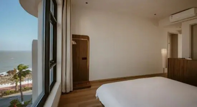 Люкс с балконом и с видом на море Meizhou Island Meiyu Ruyesterday Seaview B&B