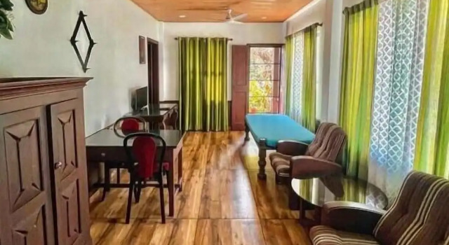 Коттедж Luxury с балконом Reds Residency - Homestay