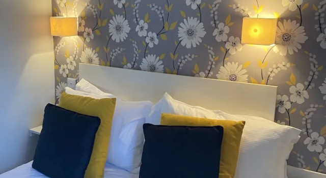 The Kings Arms Hotel