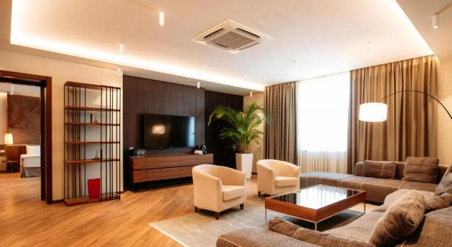 Люкс Superior Hotel Tbilisi Tower
