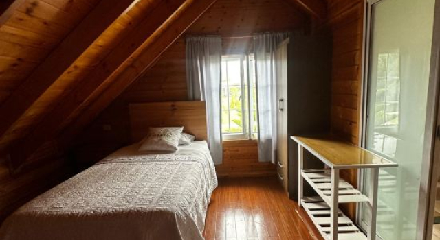 Komfortní pokoj Cemayu Lodge