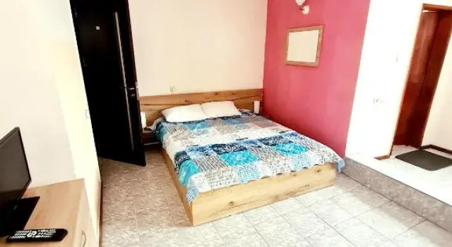 Трёхместный номер Classic с балконом и с красивым видом из окна Guest House Petrovi