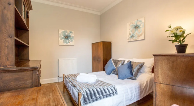 JSE Modern Apartment, Забронировать Апартаменты/квартира Старый город Эдинбург, рядом с Национальный музей Шотландии