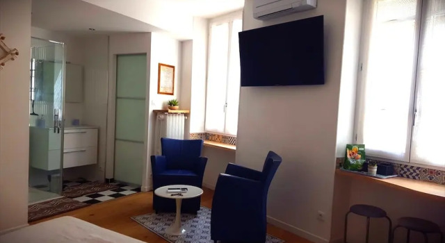 Studio de charme centre historique, Rezerwuj Hotel Valence Gard