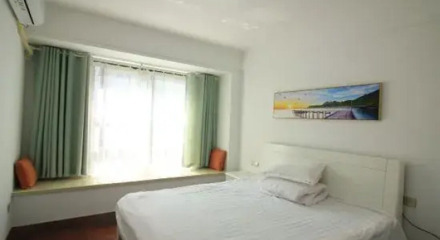 Люкс с 4 комнатами Hefei Mango Homestay (Qiupuhe Road Branch)