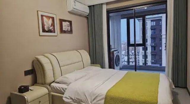 Люкс Luxury Kaifeng Jinting Lakeside Homestay