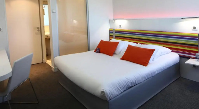 Двухместный номер Standard Mercure Angoulême Hôtel de France