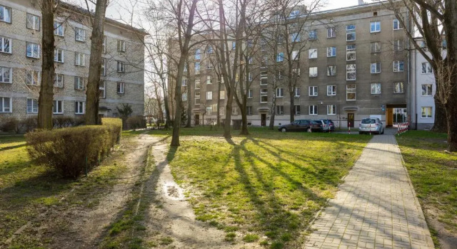 Апартаменты Saska Kepa Modern Apartment