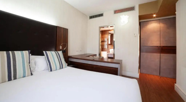 Двухместный номер Petit Palace Tamarises