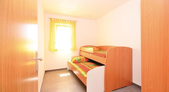 Nice Apartment in Zdrelac With Wifi, 2 Bedrooms and Outdoor Swimming Pool, Book Lejlighed Hoteller i Pasman Island med pool, Swimmingpool