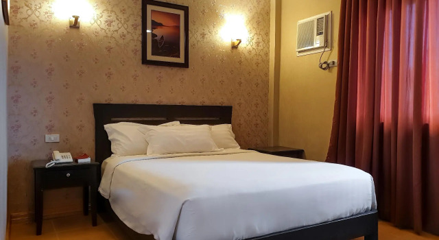 Двухместный номер Standard Hanan Hotel Tagaytay - Formerly Tagaytay Wingate Manor
