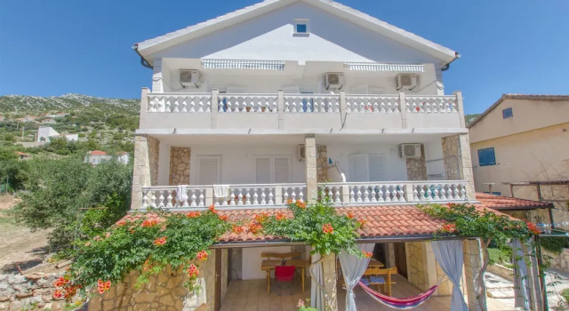 Apartments Ljiljana, Prenota Appartamento Zavala 