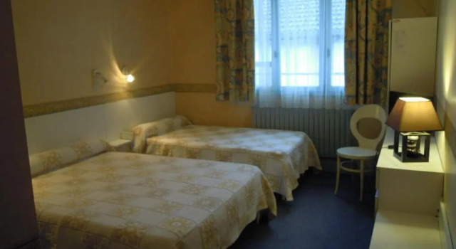 Номер Standard HOTEL DE LA POMME DOR