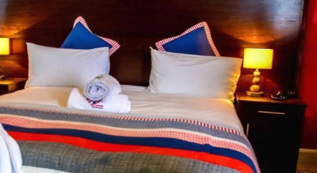 Boathouse Seaview Suites Guest House