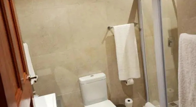 Двухместный номер Standard с балконом 12 Oceans Hotel and Conference Centre