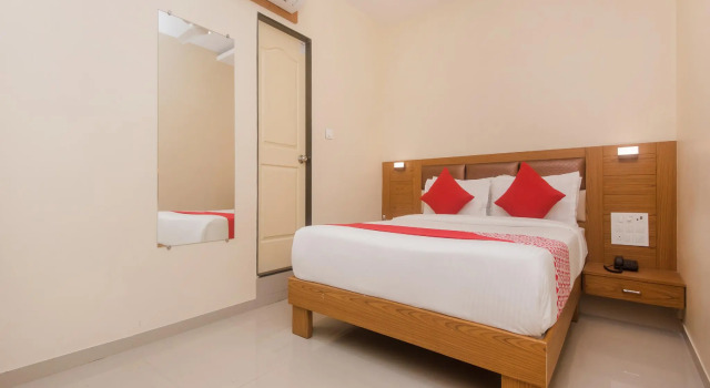 OYO 22829 Hotel Volga, Забронировать Отель Отели штата Махараштры 3 звезды, 3*