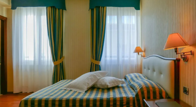 Четырёхместный номер Comfort с балконом Hotel Benaco Garda ***S