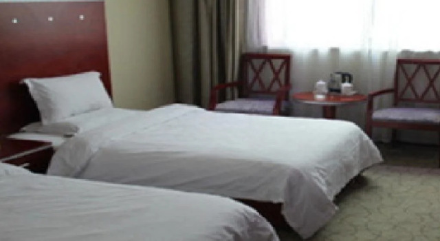Red River Valley Qin Long Holiday Resort, Prenota Resort Hotel a Shaanxi con parcheggio, Parcheggio