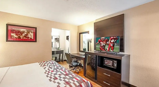 Двухместный номер Standard Red Roof Inn Battle Creek