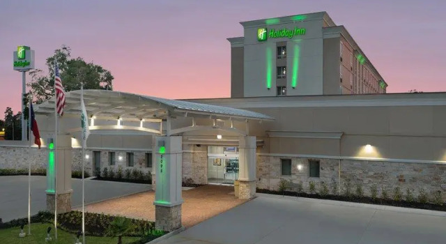 Кровать в общем номере Holiday Inn - Beaumont East-Medical Ctr Area by IHG