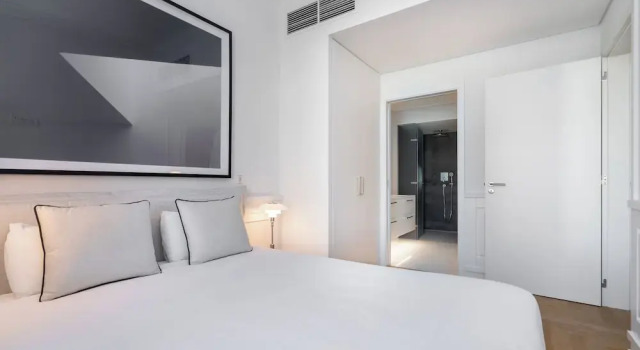Апартаменты The Boulevard Prime Location W/ Ac & Elevator