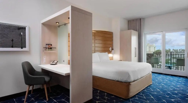 Номер Standard SpringHill Suites by Marriott Oceanside Beach