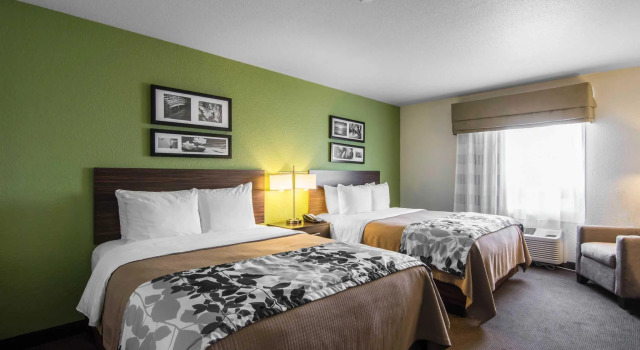 Четырёхместный номер Standard Sleep Inn Regina East