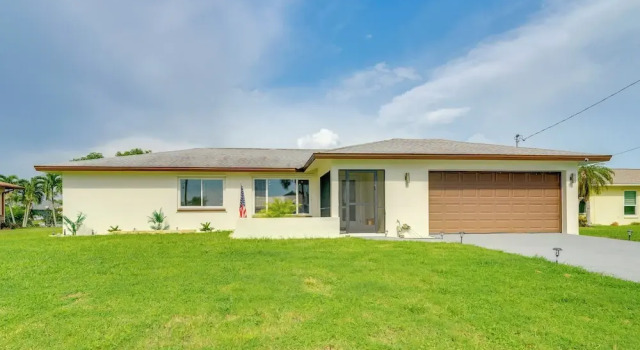 Коттедж Swim, Golf & Explore: Pet-friendly Cape Coral Home