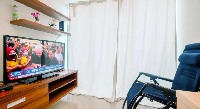 Comfort 1Br Without Living Room At Grand Kamala Lagoon Apartment
