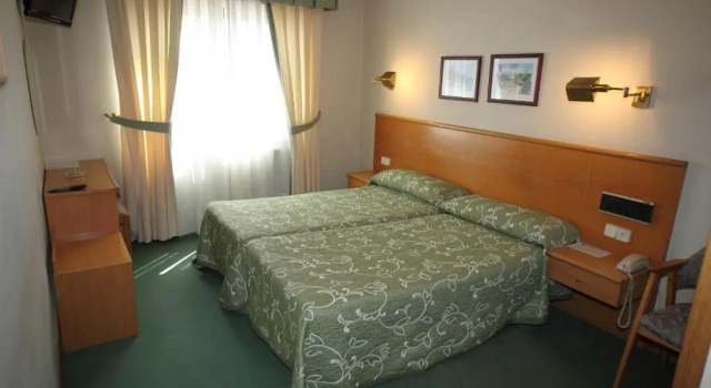 Двухместный номер Standard с красивым видом из окна Hotel Ramos
