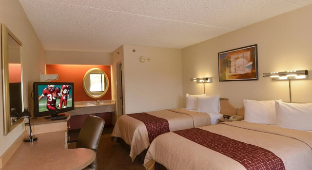 Red Roof Inn St Louis - St Charles, Book Hotel St. Charles Chicago Metropolitan Area