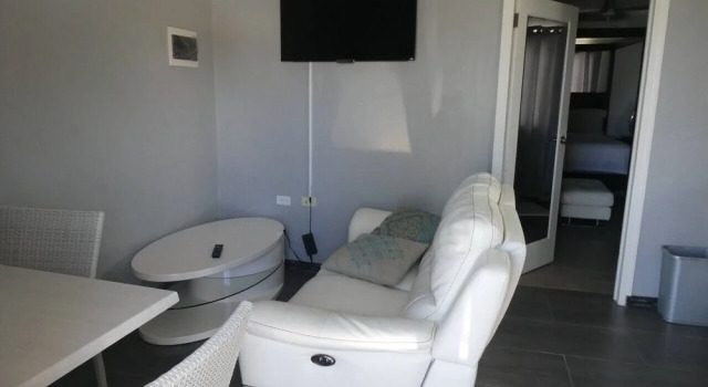 Sun Tan Apartment 15, Near the Ocean