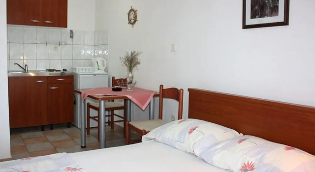 Apartments Blato-J