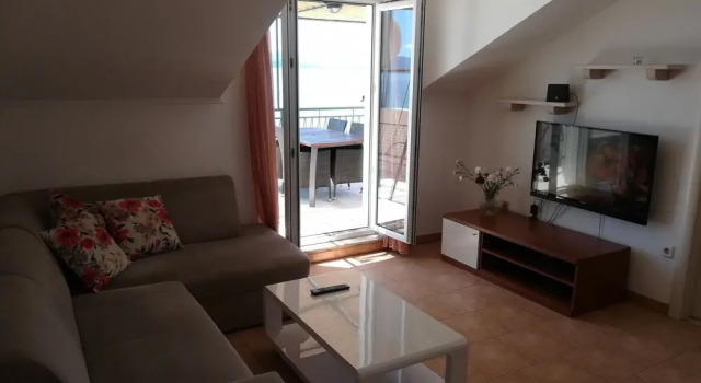 Pava - Direct at the Beach With Terrace - A1, Prenota Hotel Bol 
