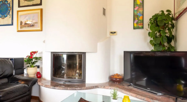Gabriella (DMA200), Prenota Hotel Domaso Como