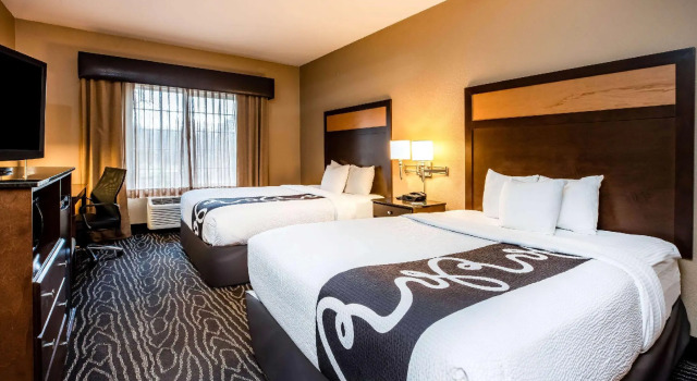 Четырёхместный номер Standard La Quinta by Wyndham Eugene