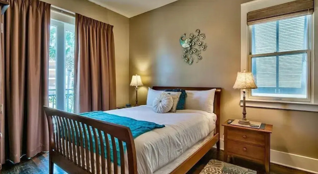 Bella Vizio 5 Bedroom Holiday Home by Five Star Properties