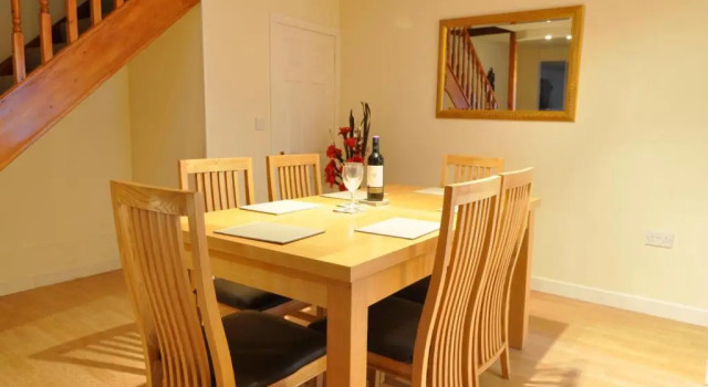 Апартаменты Dufftown Square Apartment