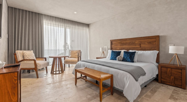 Oceanfront Apartments with Great Views