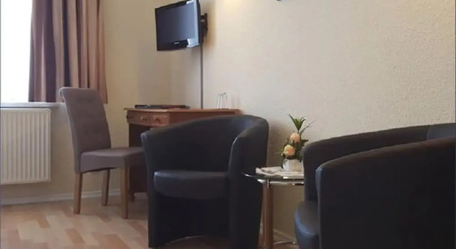 Одноместный номер Standard Hotel ELBRIVERA Alt Prester