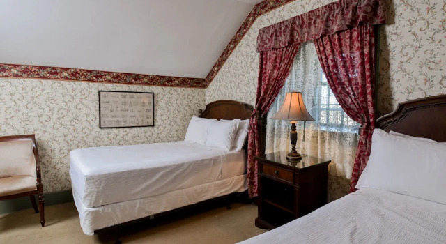 Номер Standard The Waring House