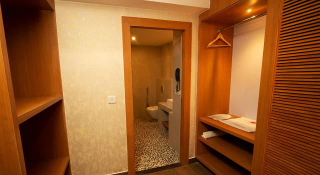 Люкс Royal Abhyagama Hotel